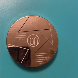 BH Cosmetics Brilliance Bronzer